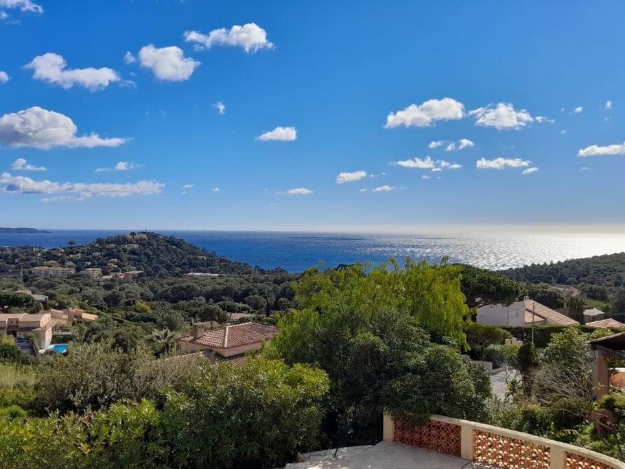 4-Star Private Villa With Heated Pool And Panoramic Sea View At Gulf De Saint Tropez Кавалер-сюр-Мер Экстерьер фото